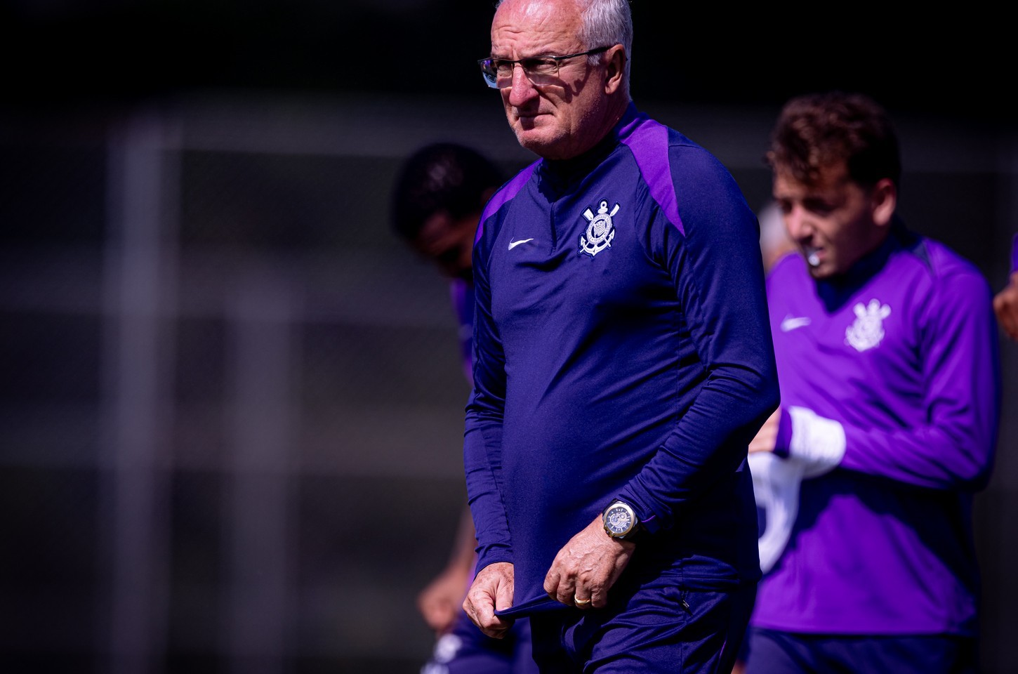 Corinthians demite Dorival Júnior após derrota e má fase no Brasileirão