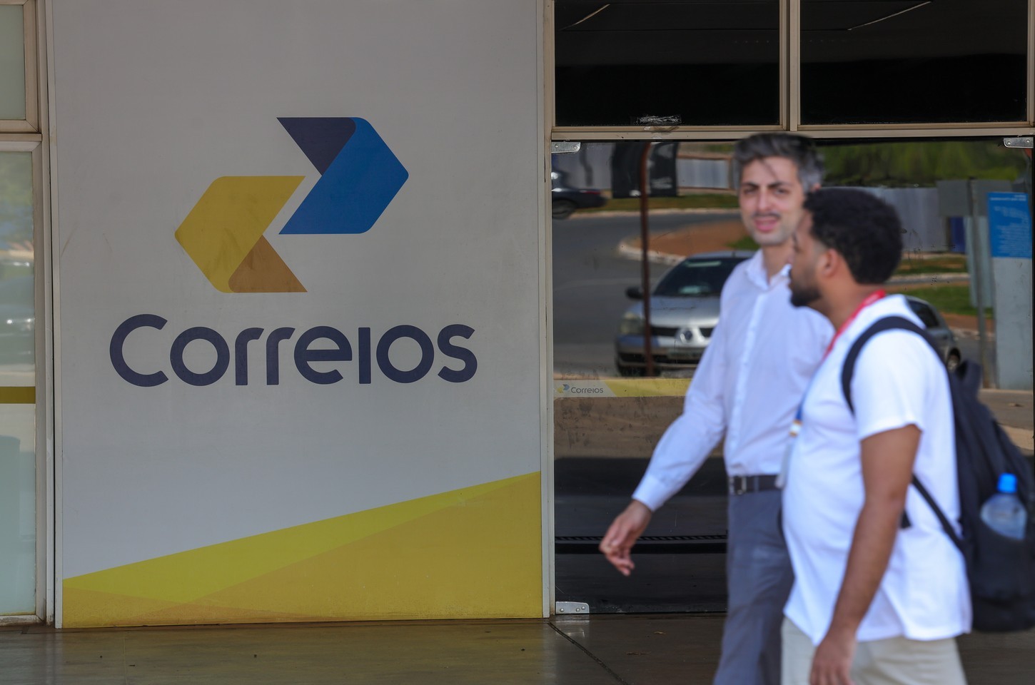 Correios adotam escala 12x36 de forma gradual em meio a plano de reestruturação