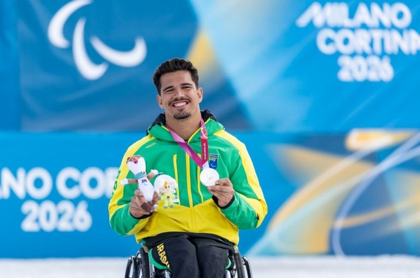 Cristian Ribera faz história com primeira medalha paralímpica de inverno do Brasil