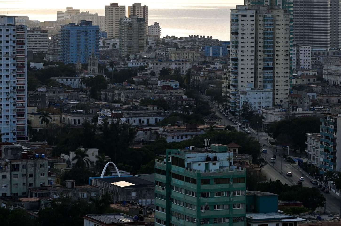 Cuba exige fim de embargo energético em reunião com EUA