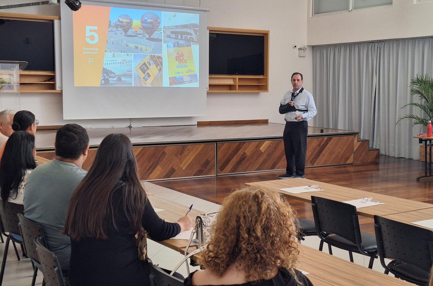 Curitiba sedia imersão executiva para líderes do turismo do Paraná