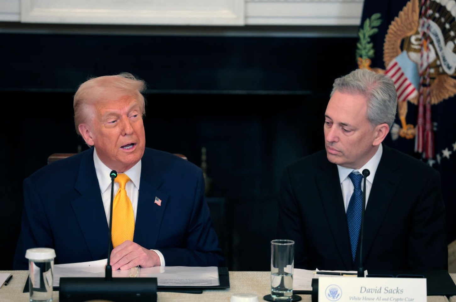 David Sacks deixa cargo de czar da IA de Trump e assume co-presidência do PCAST