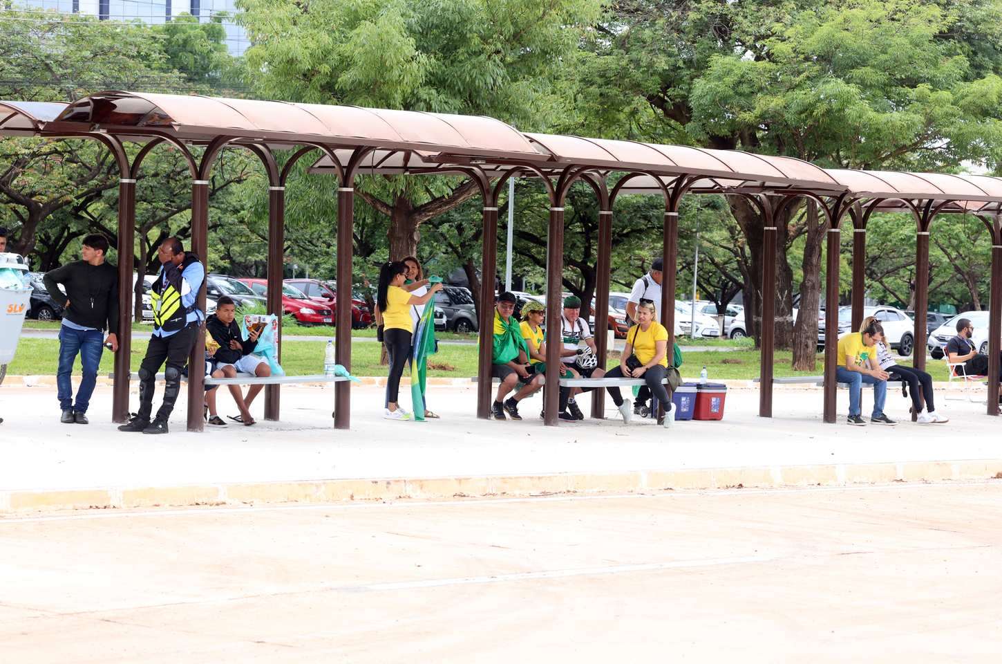 Defesa de Bolsonaro chega à PF para audiência de custódia virtual