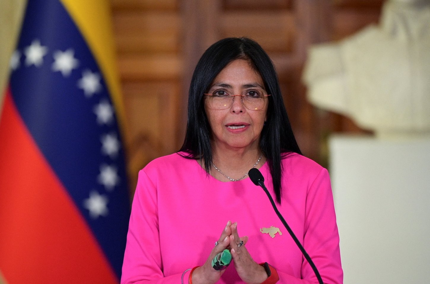 Delcy Rodríguez: a herdeira do chavismo que assume o poder na Venezuela