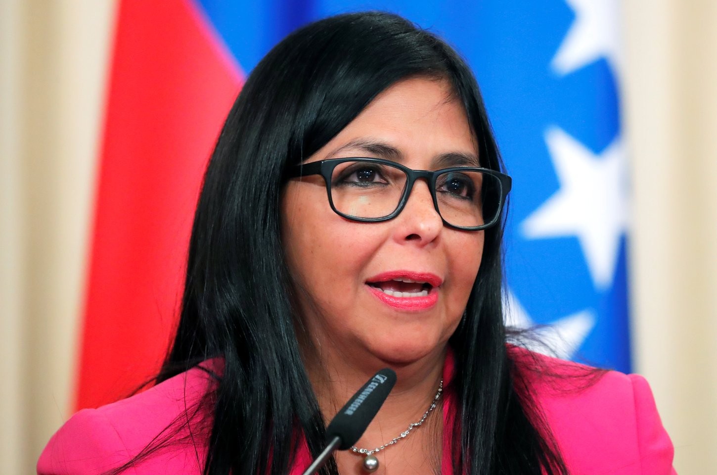 Delcy Rodríguez assume presidência interina da Venezuela após sequestro de Maduro