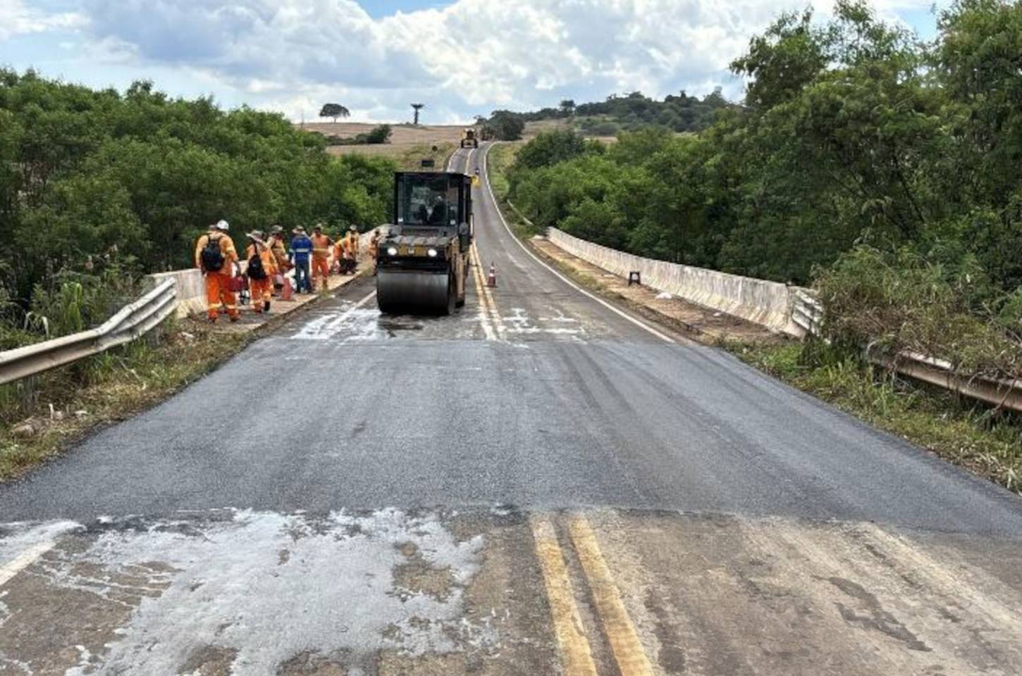 Der/PR inicia programa de manutenção com obras na PR-650 no Vale do Ivaí