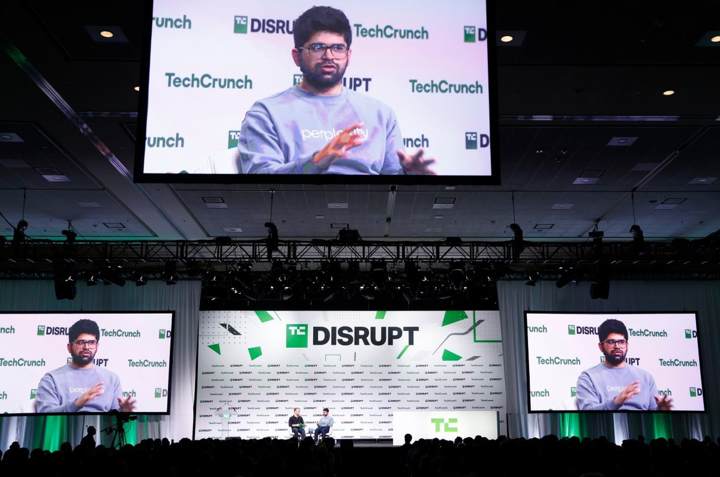 Desconto de US$ 500 no TechCrunch Disrupt 2026 termina amanhã