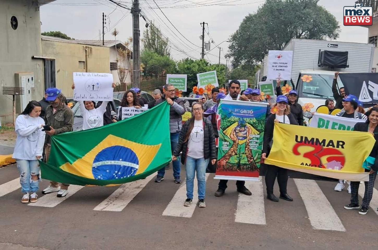 Desfile de 7 de Setembro em Apucarana reúne civismo e diversidade