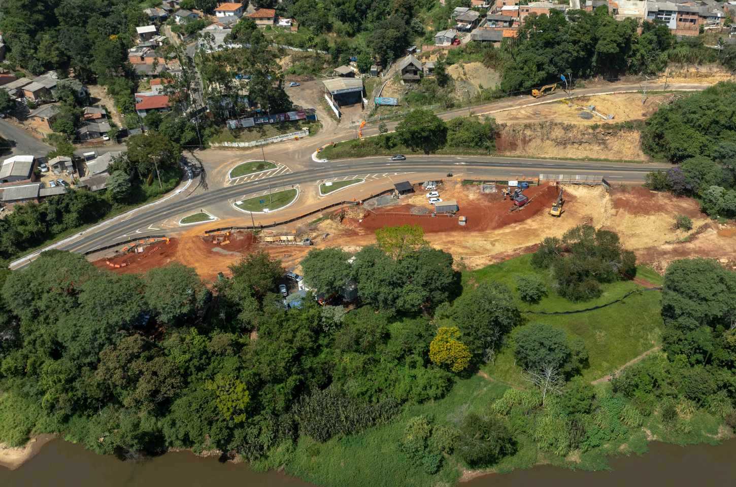 Desvio na PR-160 em Telêmaco Borba para obras de viaduto