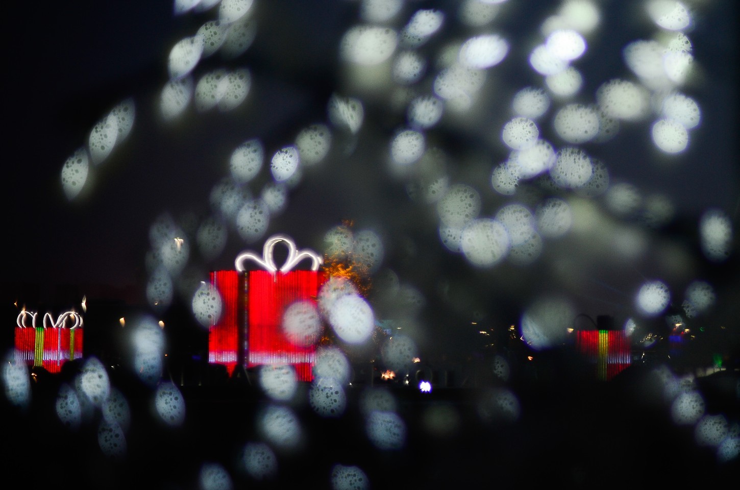 Dezembro de 2025: um mês de celebrações, reflexões e marcos históricos