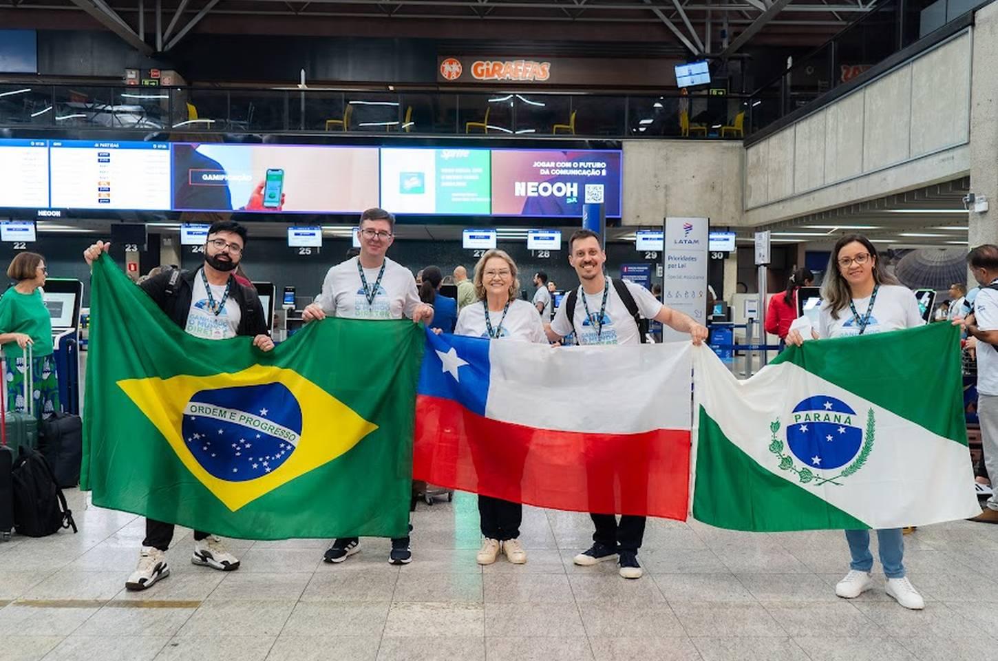 Diretores do Paraná embarcam para formação no Chile