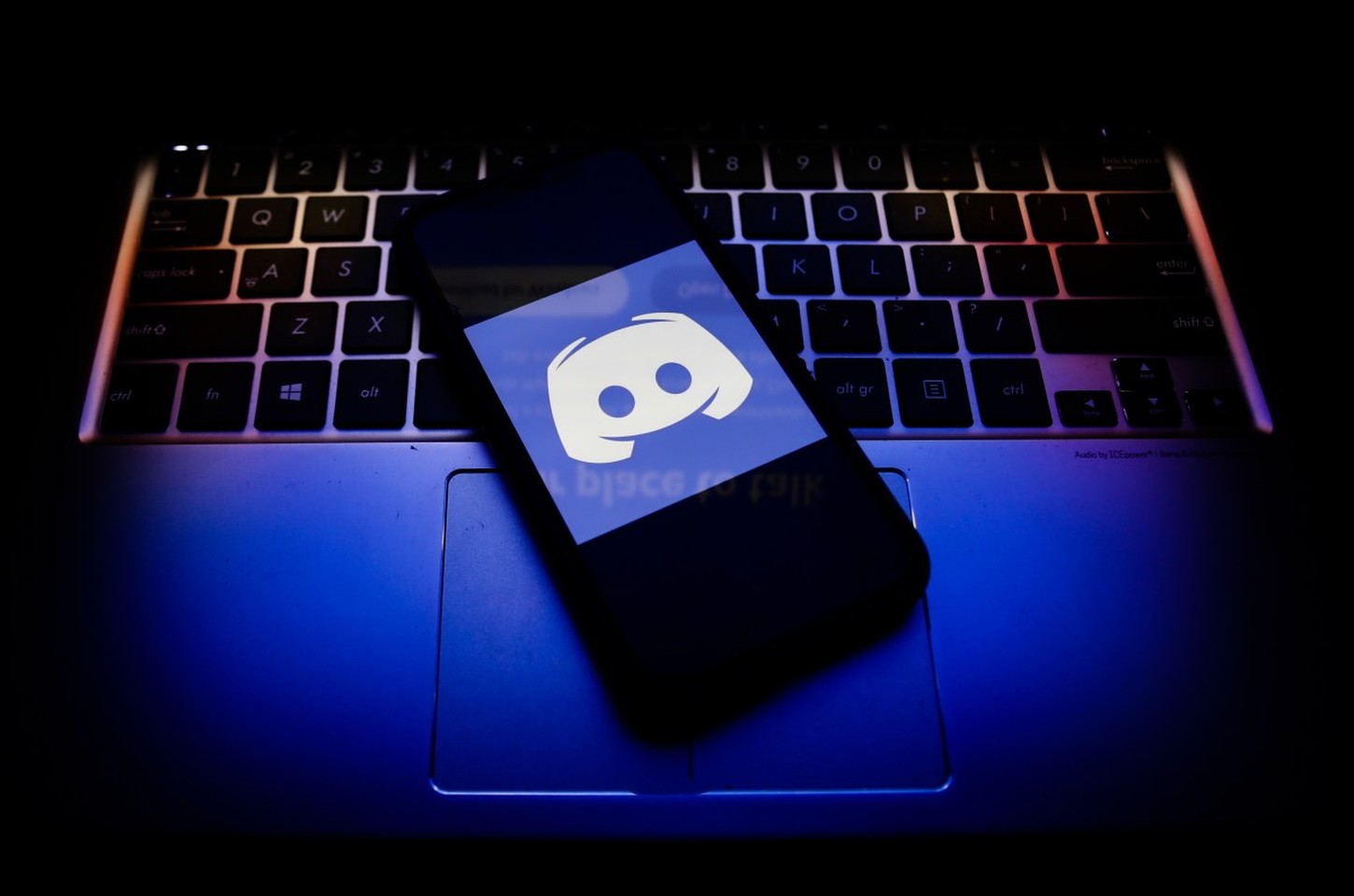Discord adia verificação de idade global para 2026 após polêmica