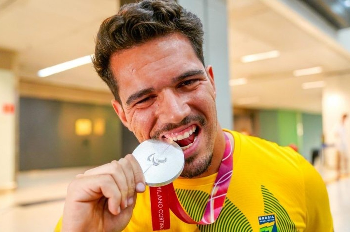 Do gelo ao atletismo: medalhista paralímpico mira Los Angeles 2028