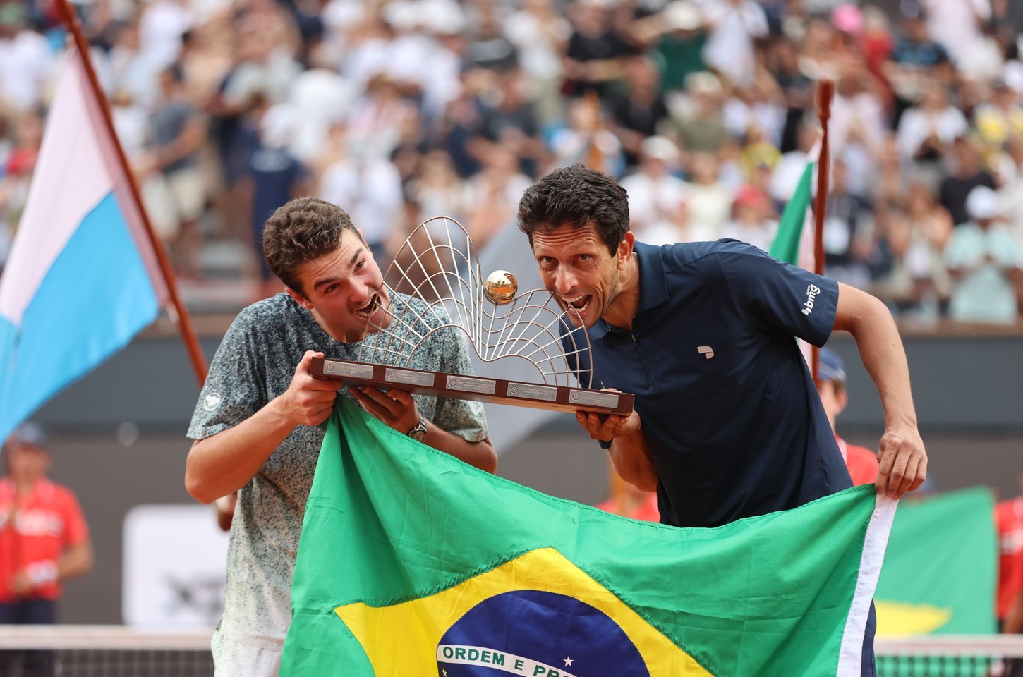 Dupla brasileira conquista o Rio Open em virada emocionante