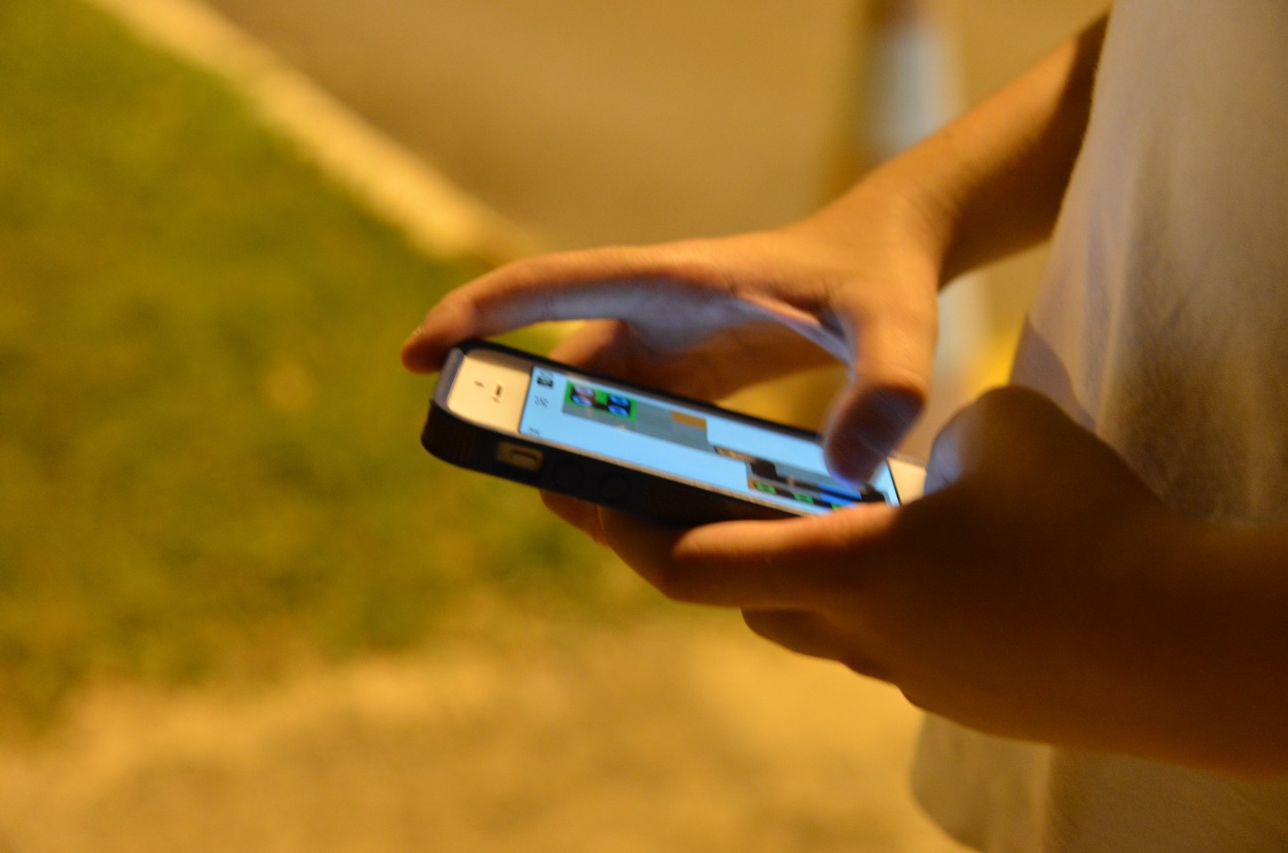 ECA Digital proíbe rolagem infinita e autoplay para crianças e adolescentes