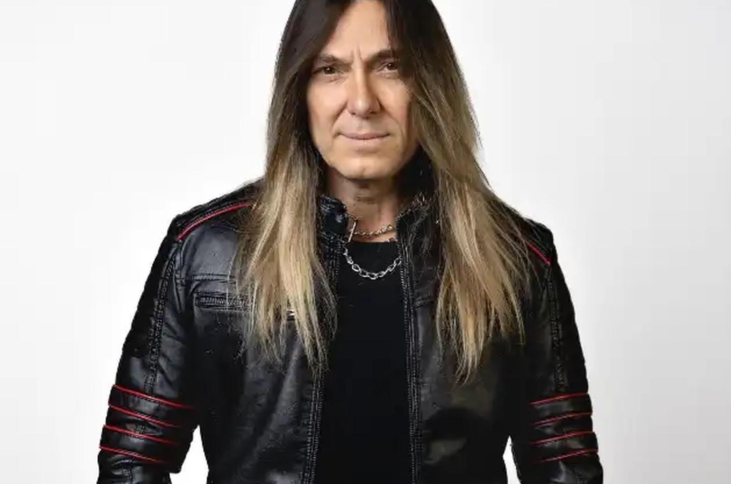 Edu Falaschi anuncia capa e tracklist de "Mi'raj", fim da trilogia