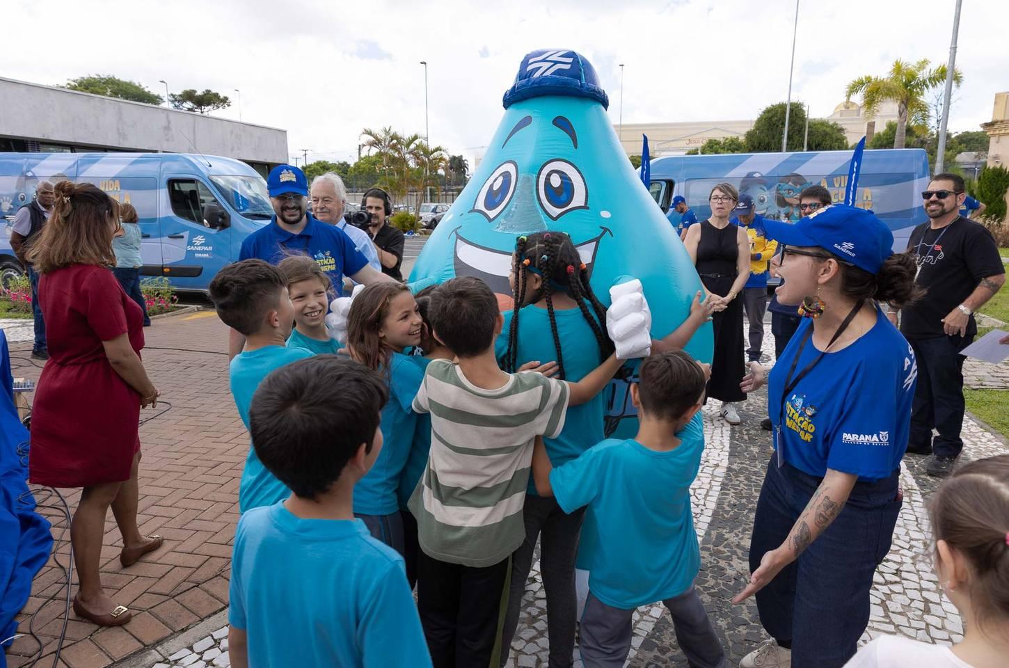 Educação ambiental: Sanepar une nostalgia e tecnologia com a volta da mascote Aqualino