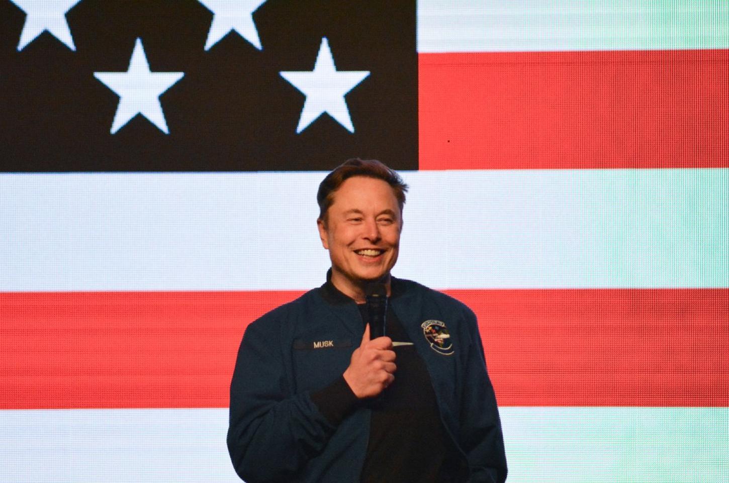 Elon Musk anuncia Terafab: Tesla e SpaceX unem forças para fabricar chips