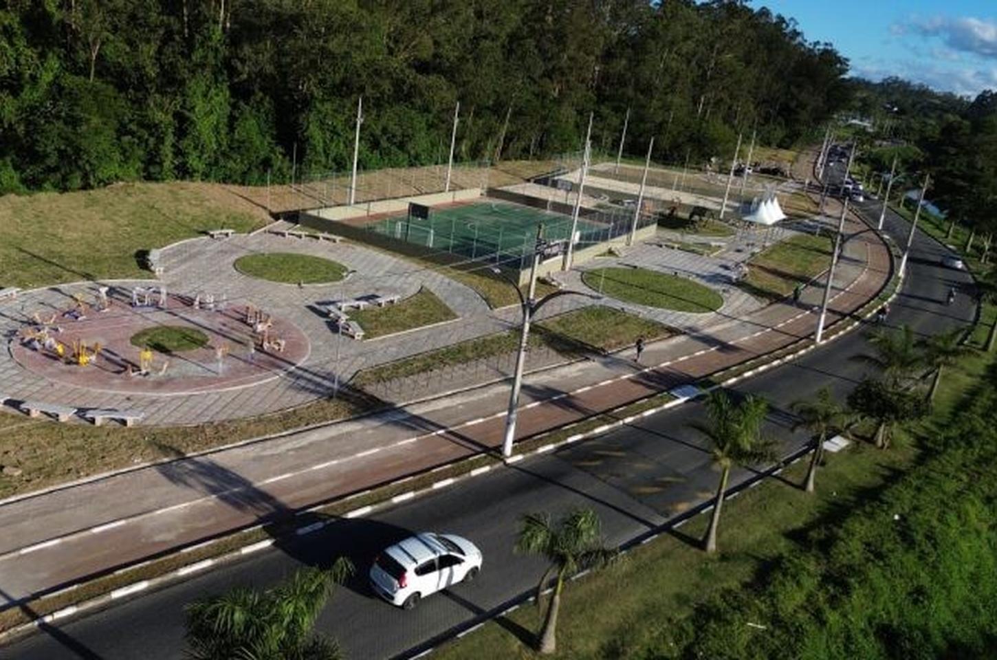 Embu das Artes ganha nova área de lazer com investimento de R$ 889 mil
