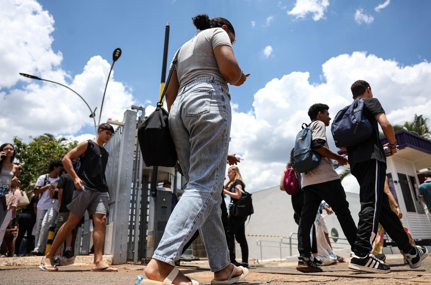 Enem 2025 tem segundo dia tranquilo no DF com foco em exatas