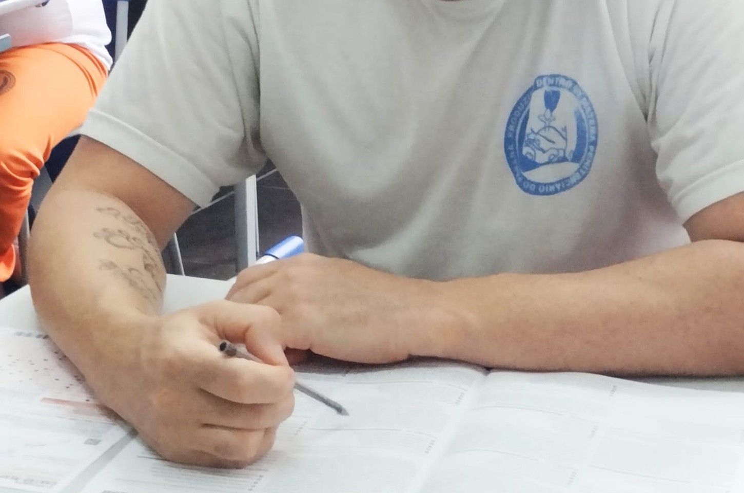 Enem para pessoas privadas de liberdade atrai mais de 7,6 mil no Paraná