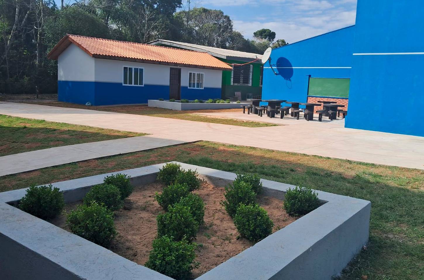 Escola Mais Bonita transforma 400 escolas do Paraná com investimento de R$ 50 milhões
