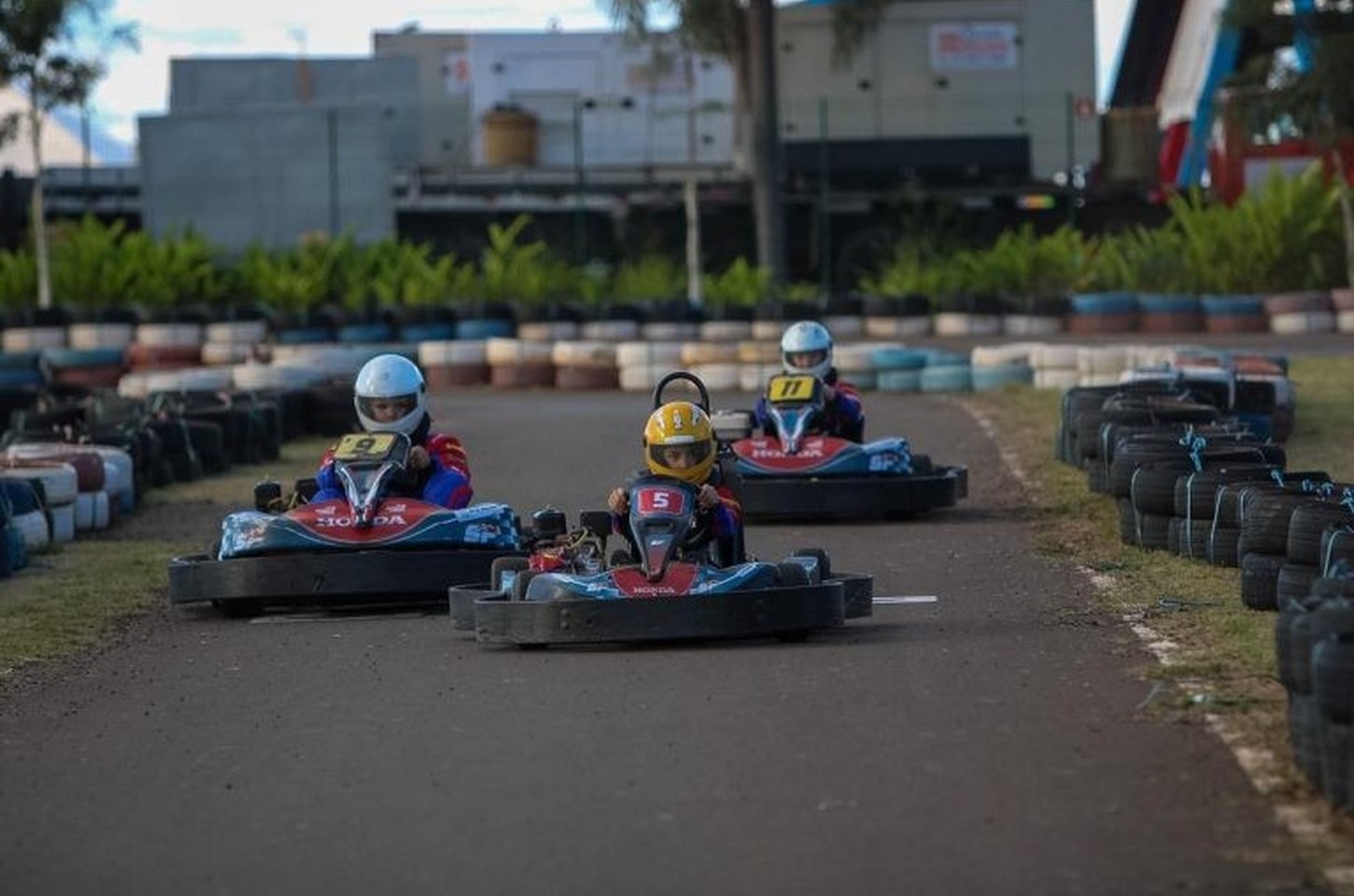 Escolinha de Kart forma pilotos mirins em Birigui