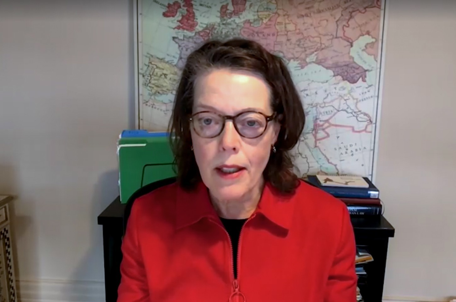 Especialista alerta que ataque dos EUA à Venezuela mina liderança global