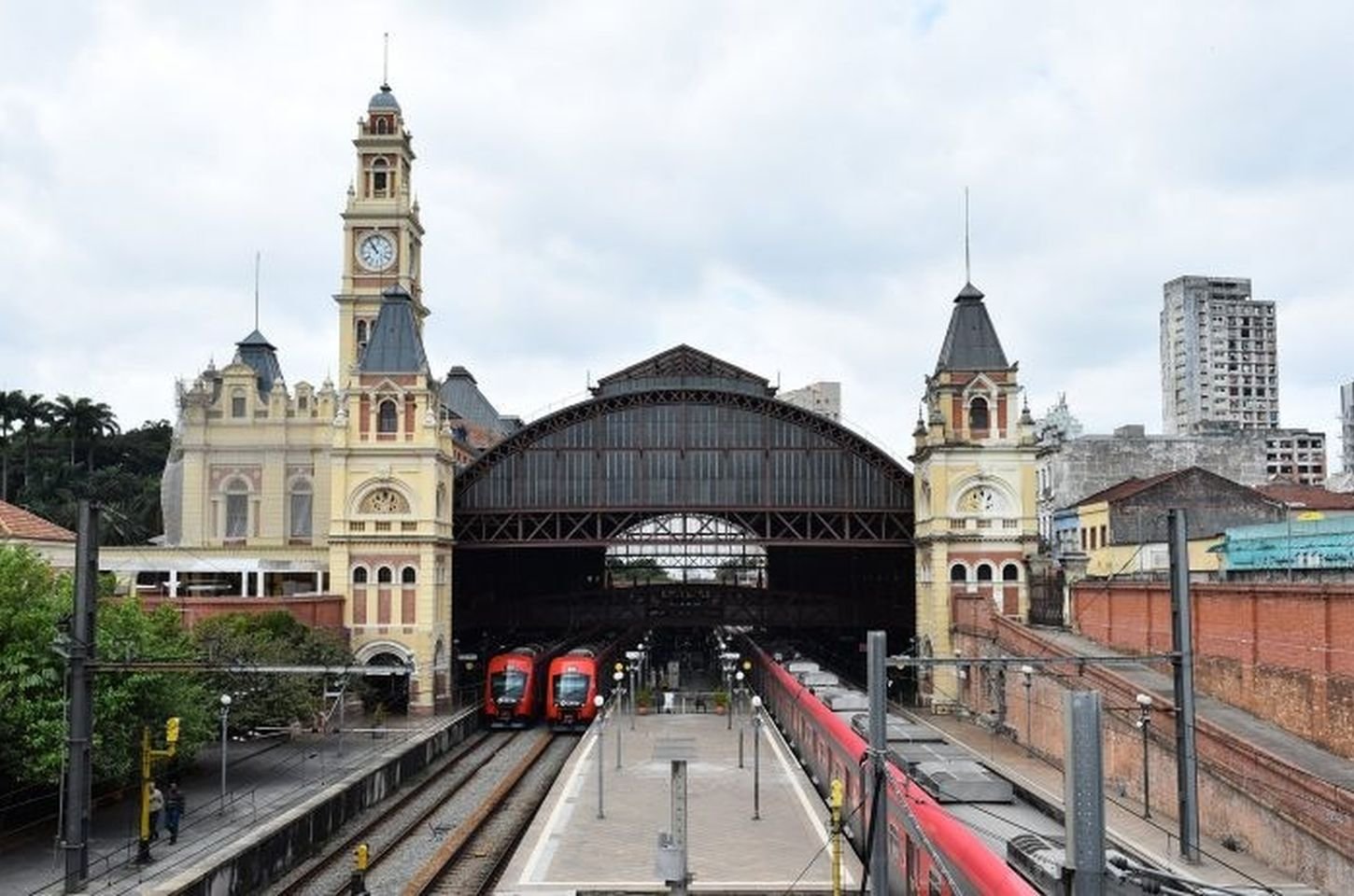 Estação da Luz oferece escuta psicológica gratuita nesta quinta