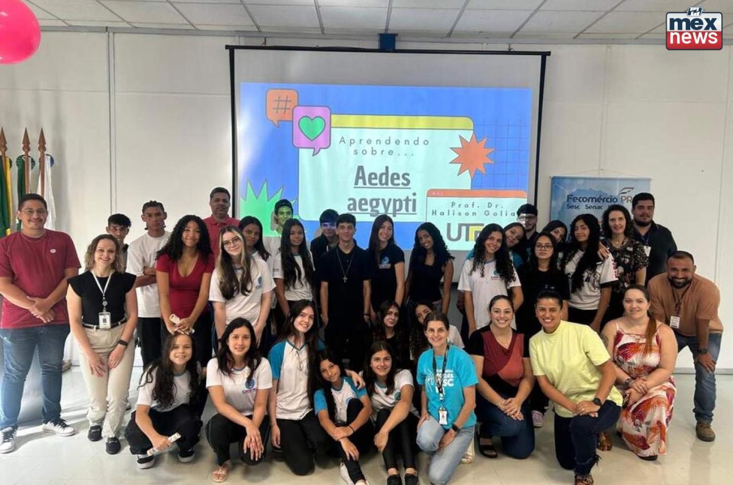 Estudantes do colégio Nilo Cairo promovem ação de combate à dengue em Apucarana