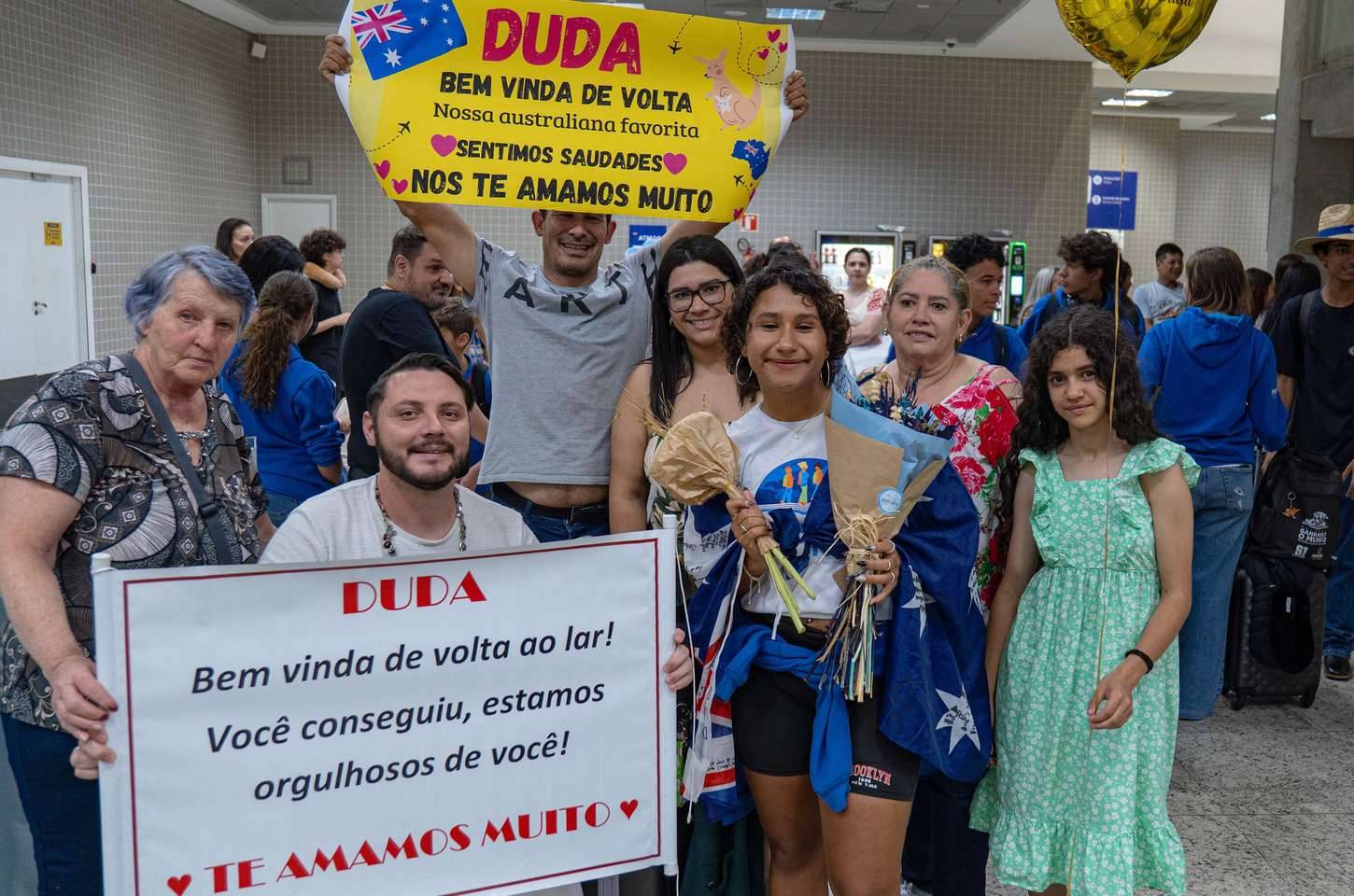 Estudantes retornam ao Brasil após intercâmbio na Austrália pelo Ganhando o Mundo