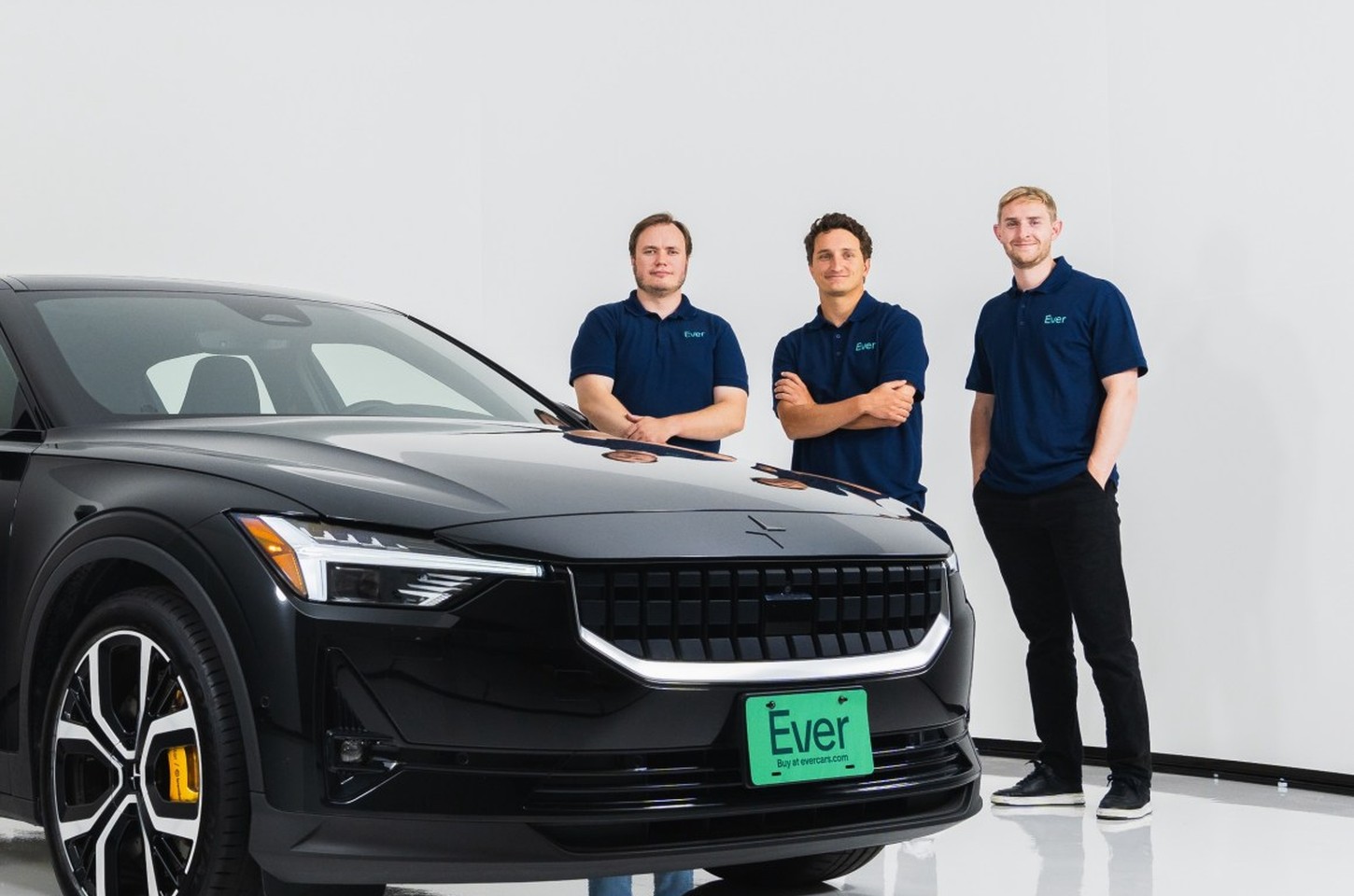 Ever levanta US$ 31 milhões para revolucionar venda de carros elétricos com IA nativa