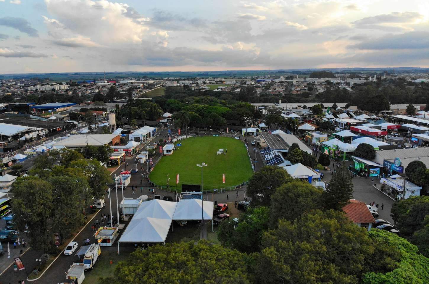 ExpoLondrina 2026 começa com foco no agro inteligente e humano