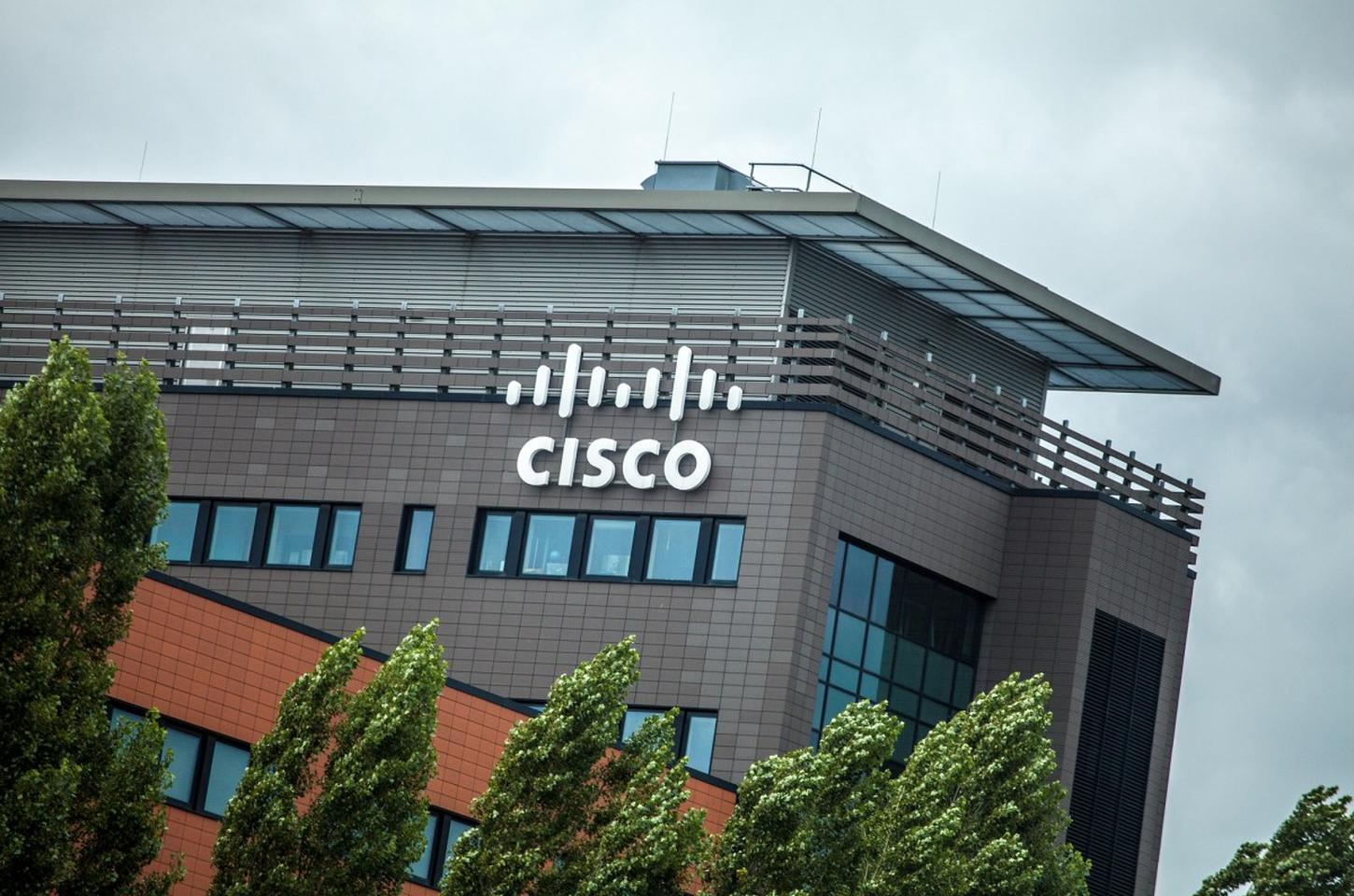Falha crítica da Cisco explorada há 3 anos ameaça infraestruturas globais