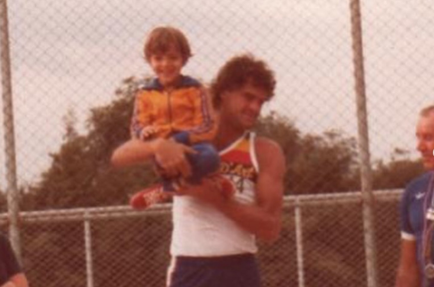 Família e esporte brasileiro se despedem do ídolo Oscar Schmidt