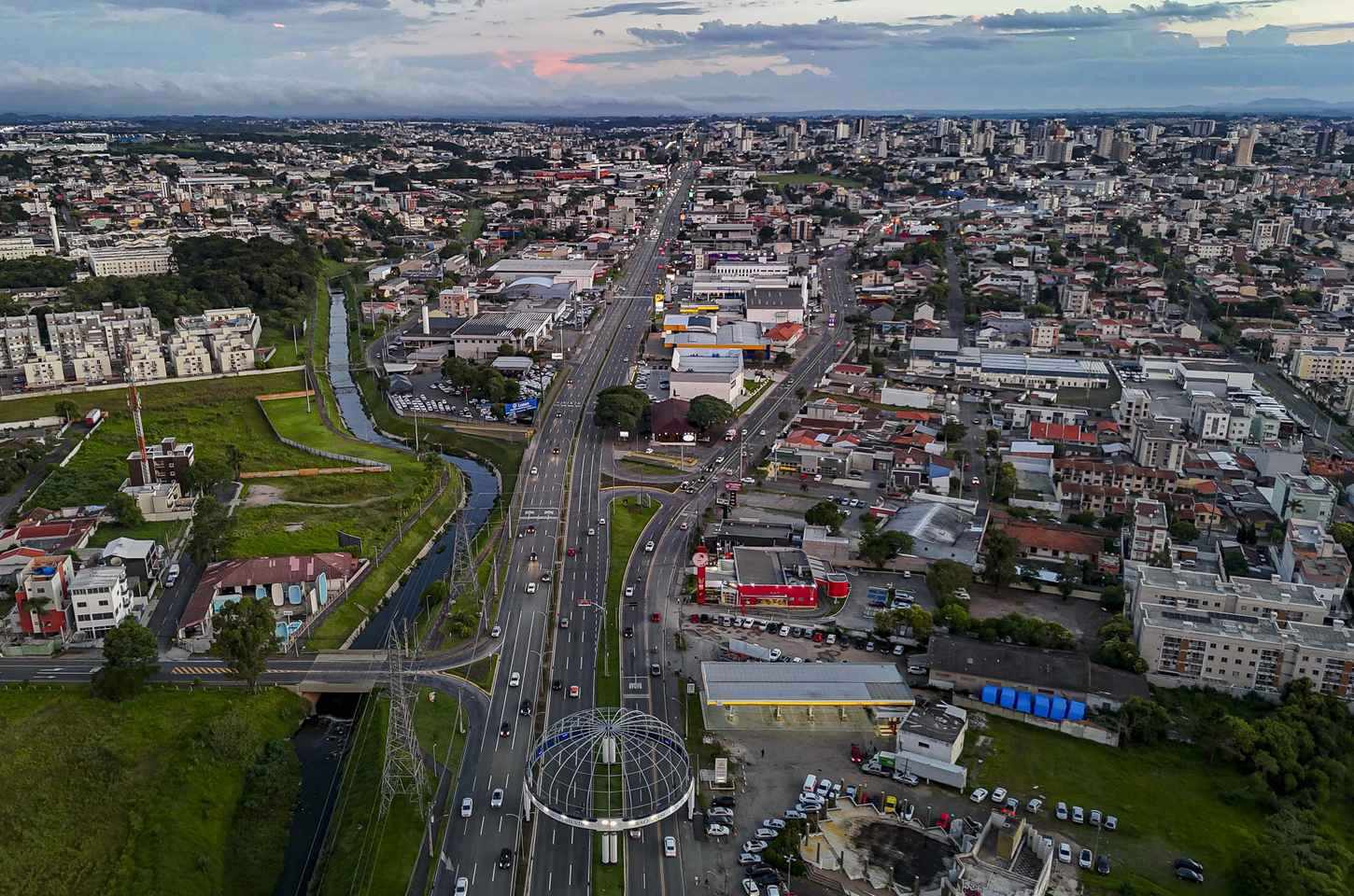 Feira Paraná em Ação oferece serviços gratuitos em São José dos Pinhais