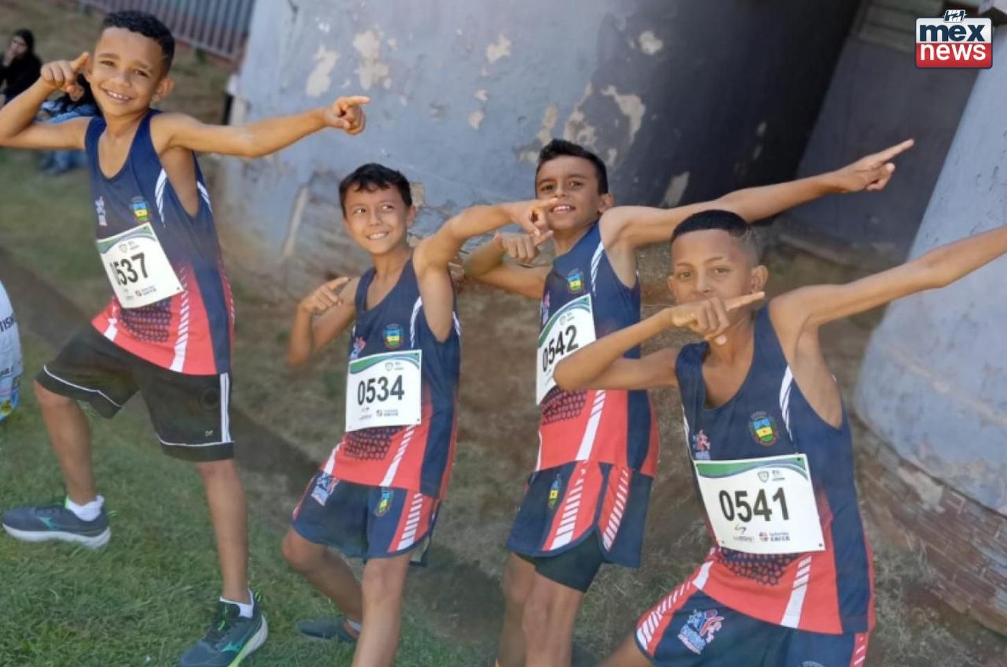 Festival Paranaense de Atletismo reúne jovens talentos em Apucarana