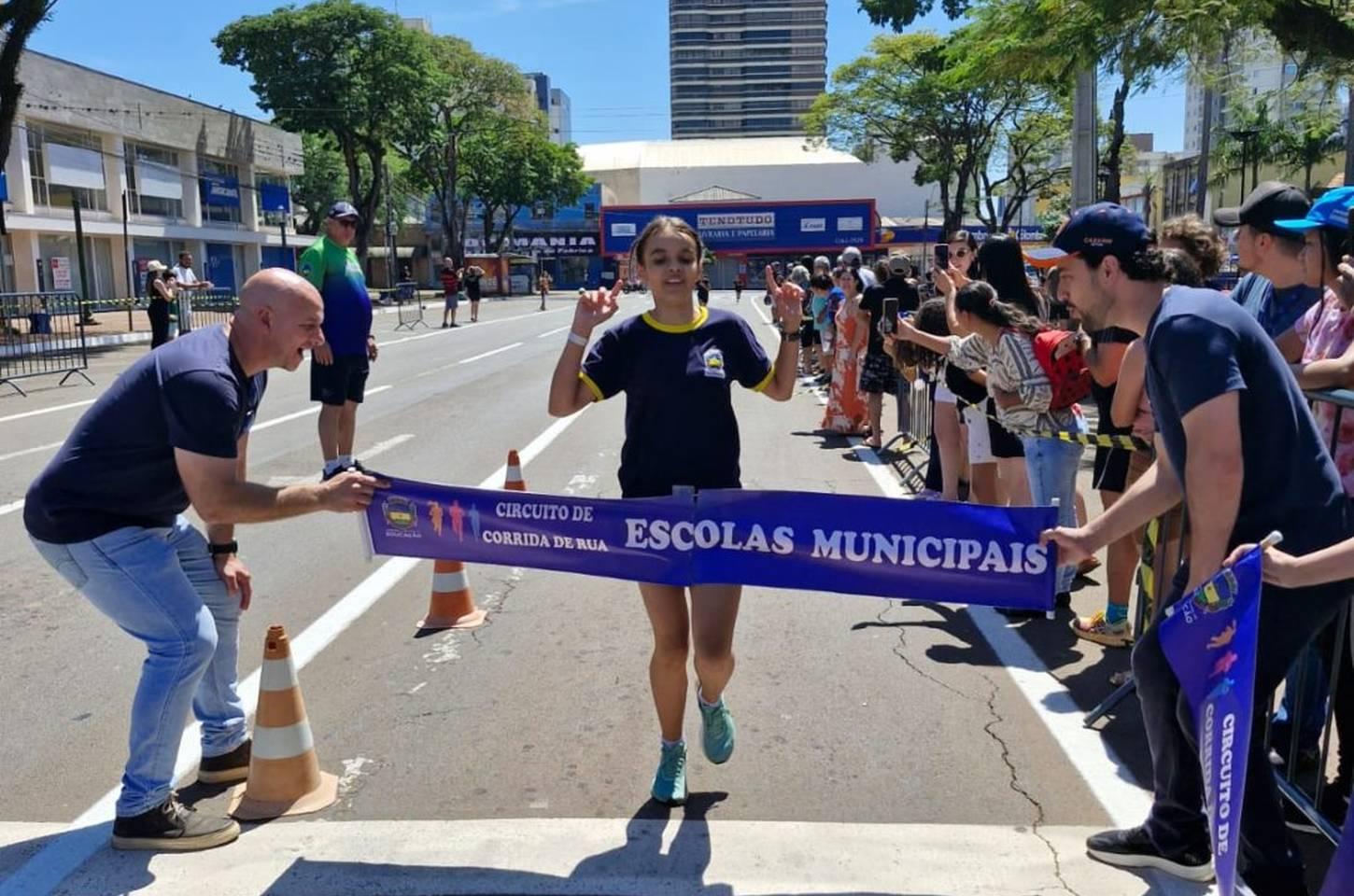 Final do Circuito Escolar de Corrida reúne famílias e destaca impacto do esporte na educação