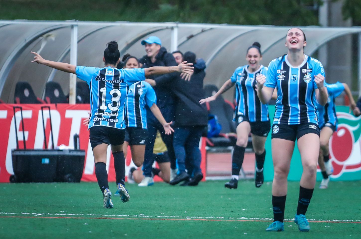 Flamengo e Grêmio decidem a terceira edição da Copinha Feminina