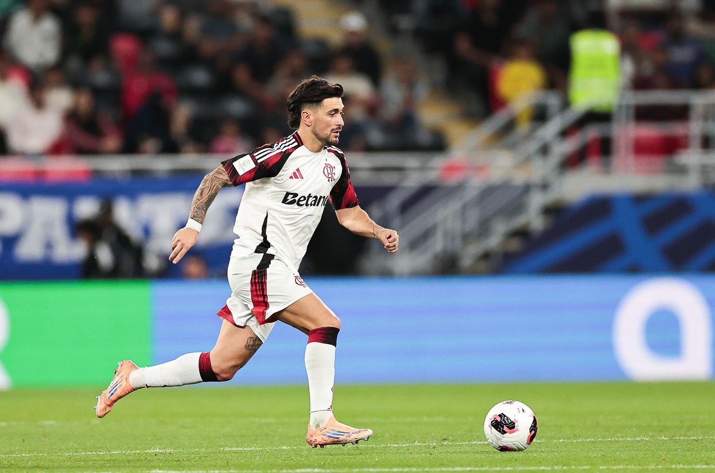 Flamengo enfrenta Pyramids em busca da final da Copa Intercontinental