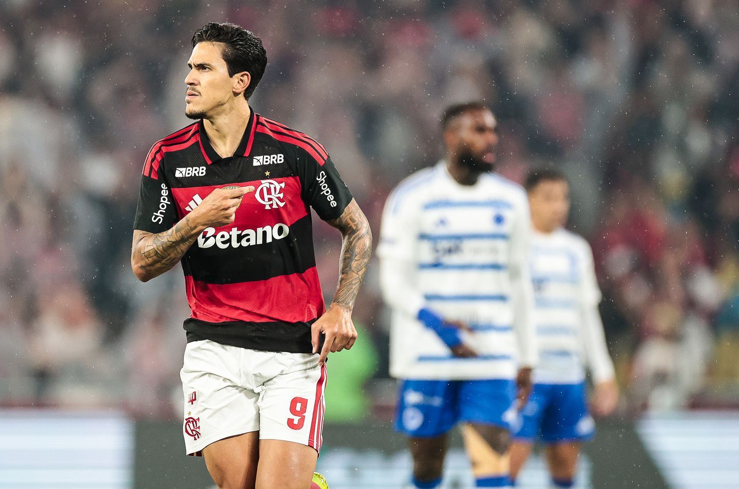 Flamengo vence Cruzeiro em estreia de Leonardo Jardim no Brasileirão