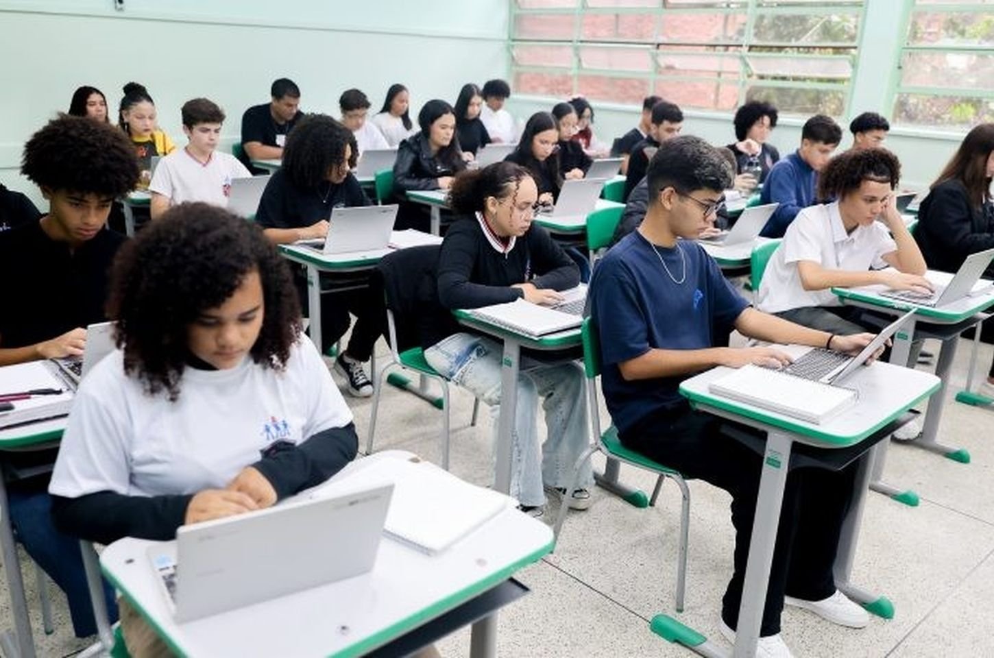 Frequência escolar bate recorde e impulsiona resultados educacionais em SP