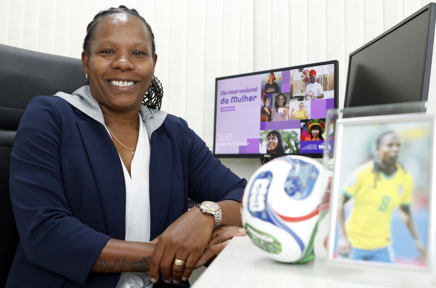 Futebol feminino: determinação e desafios no esporte que já foi proibido