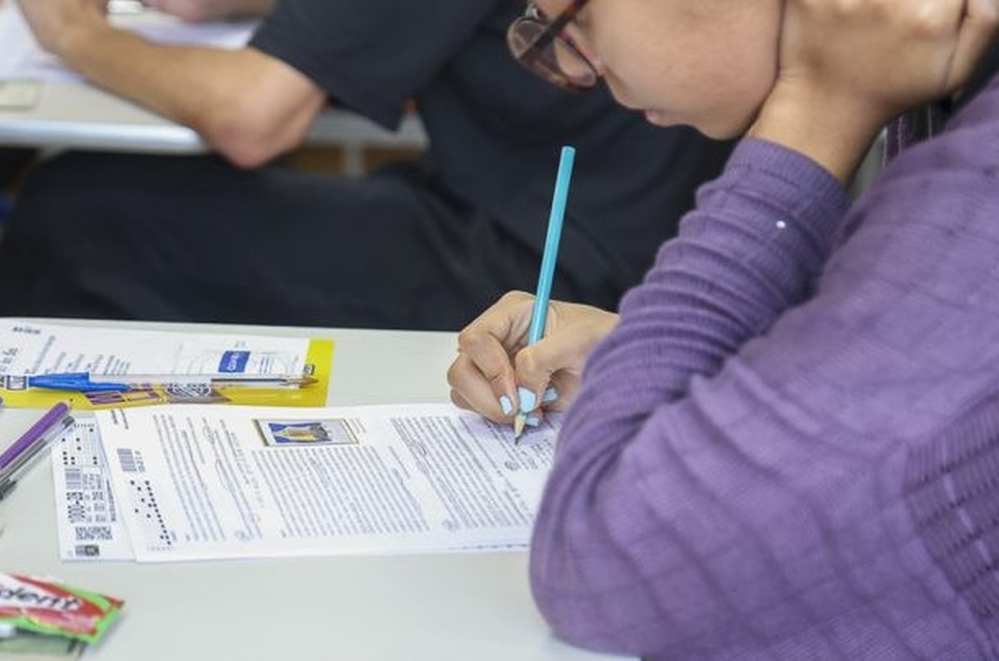 Fuvest abre concurso inédito para escolher capas dos guias do Vestibular 2027