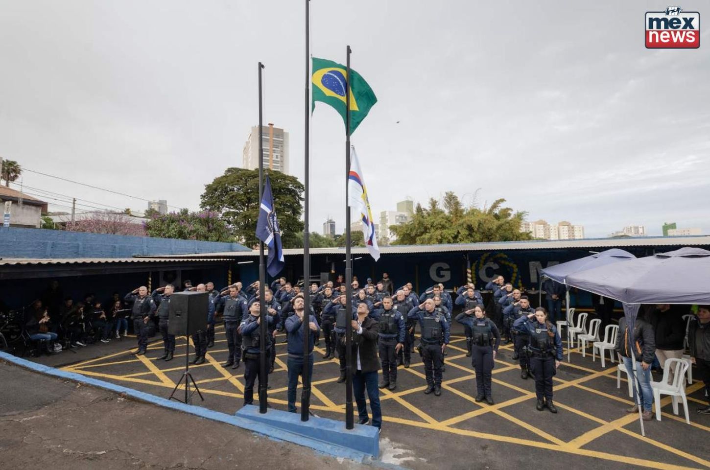 Galeria de comandantes e mastro de bandeiras celebram 20 anos da GCM