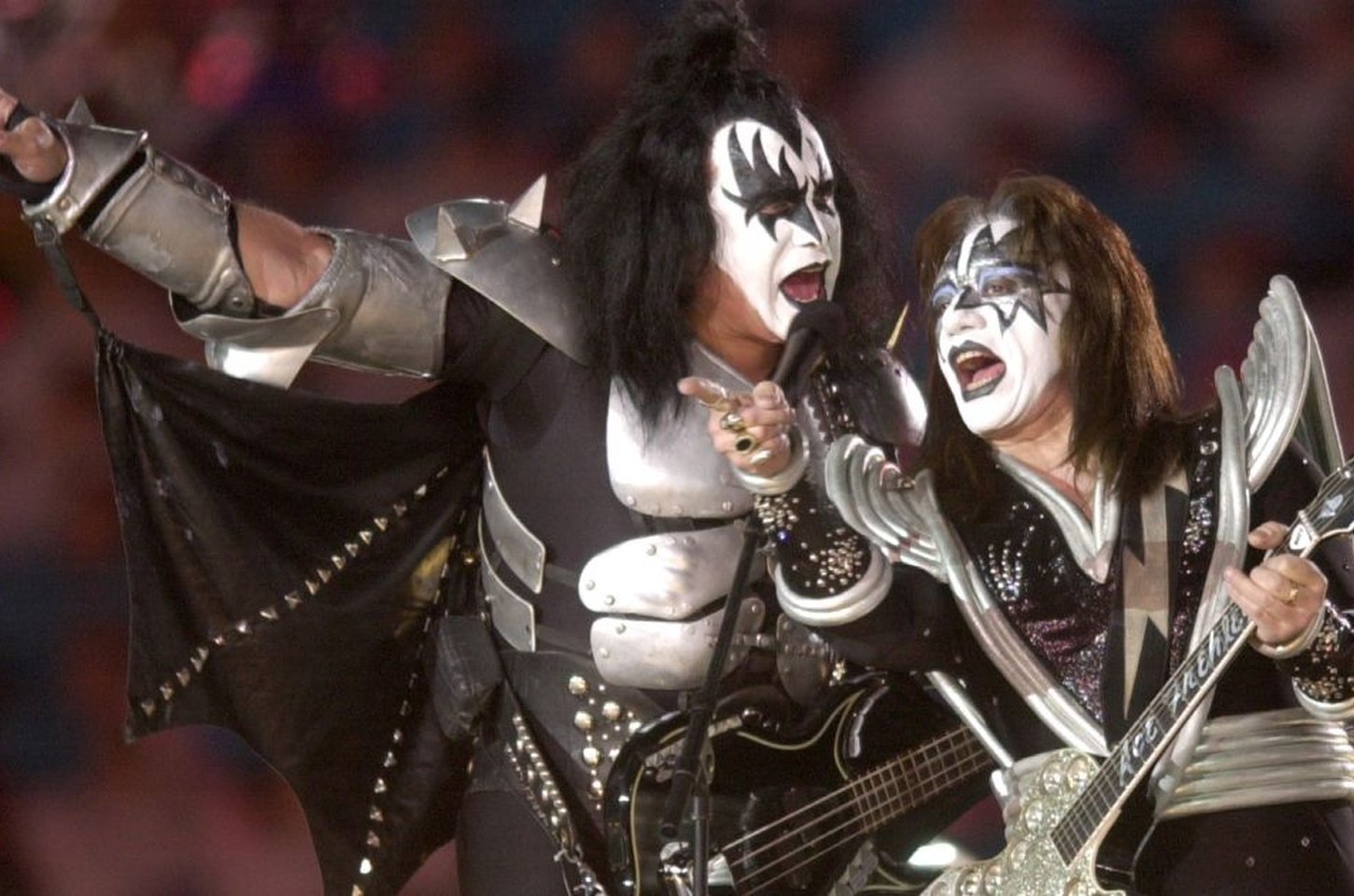 Gene Simmons atribui morte de Ace Frehley a "decisões ruins" de estilo de vida