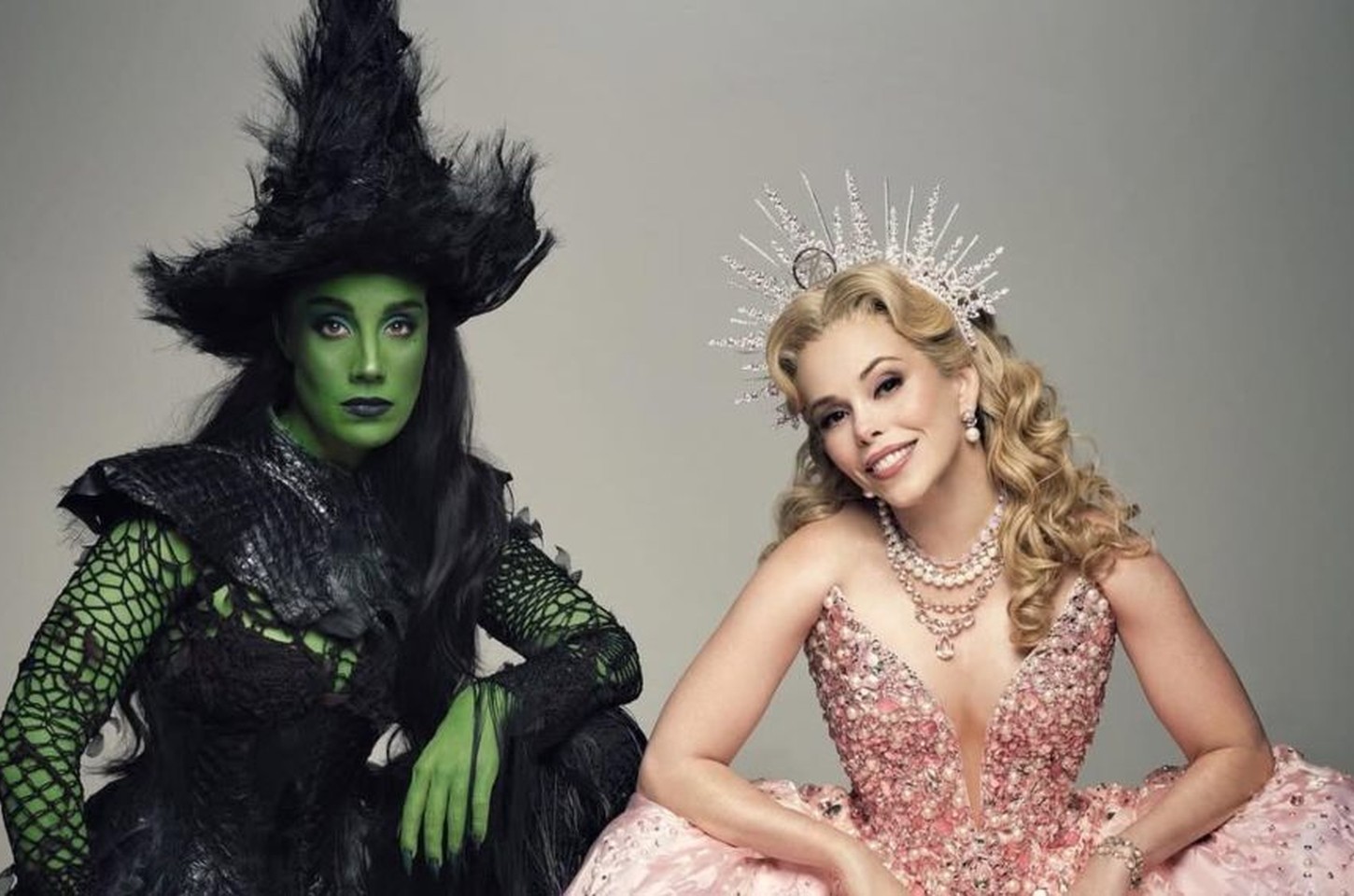 Glinda do musical Wicked desfila na Colorado do Brás no Carnaval de SP