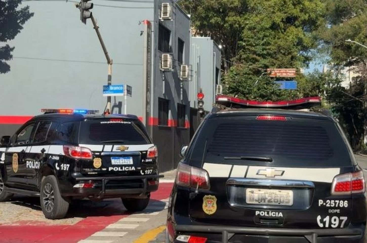 Golpista é preso ao tentar movimentar conta de idosa pela segunda vez