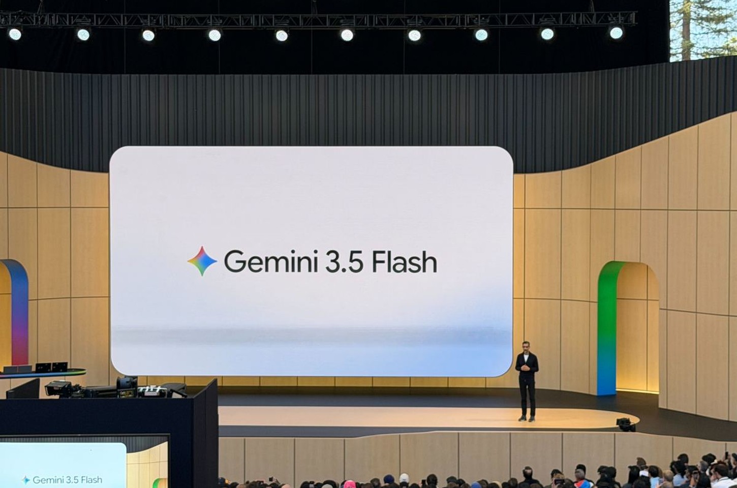 Google lança Gemini 3.5 Flash, modelo focado em codificação e agentes autônomos de IA