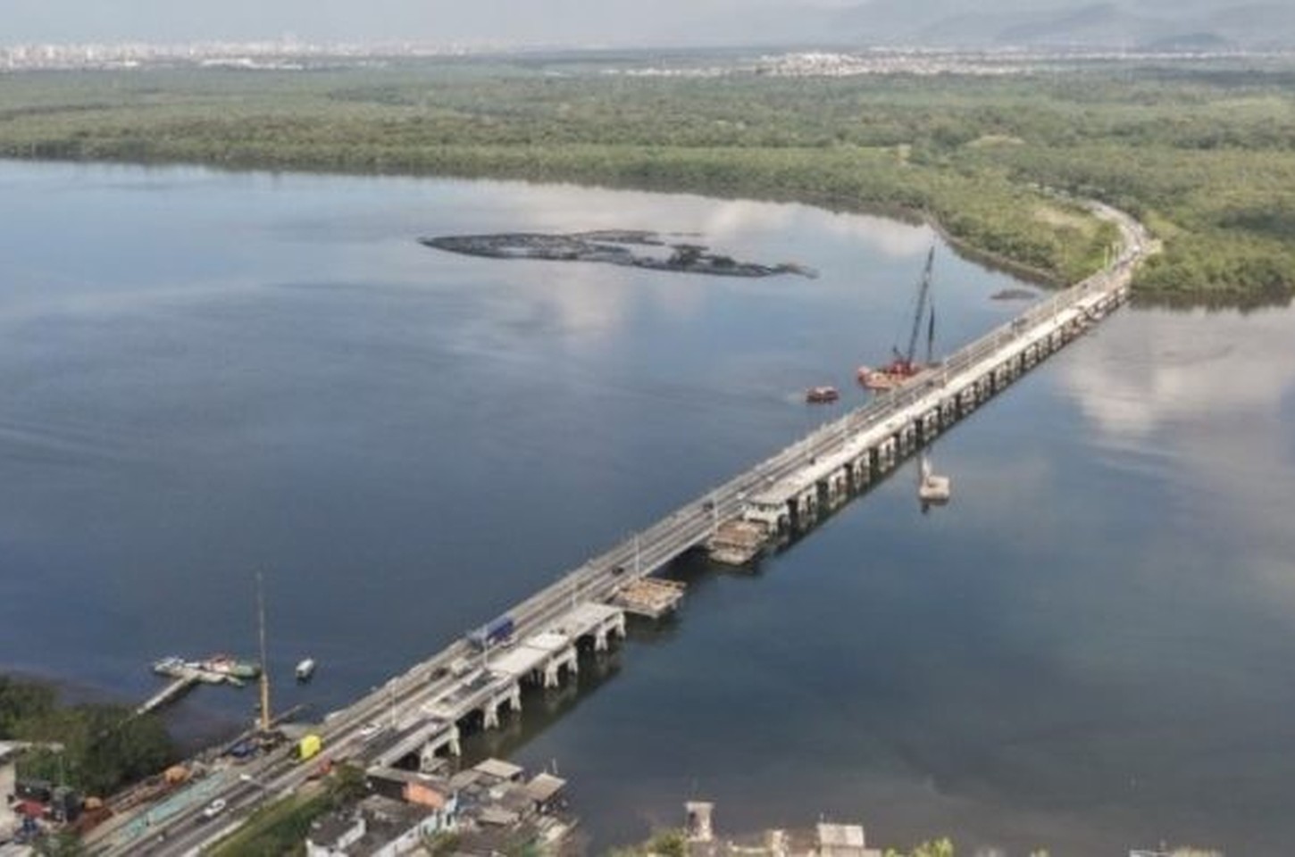 Governo de SP conclui etapa da ponte A Tribuna em Santos e libera tráfego na estrutura ferroviária